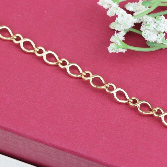 "Delicate Rose Gold Heart Link Bracelet in Gold-Plated Brass, XPBL1103 - Picture 12 of 12